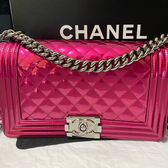 STUNNING RARE CHANEL METALLIC HOT PINK BOY BAG - Picture 7 of 13